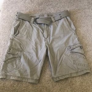 Buckle khaki shorts 32/23